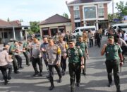 Cek Kesiapan Pengamanan Pemilu 2024, Kapolda Jatim Bersama Pangdam V Brawijaya Kunjungi Polres Pamekasan