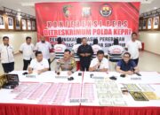 PENGUNGKAPAN KASUS TINDAK PIDANA UANG PALSU DOLAR SINGAPURA OLEH DITRESKRIMUM POLDA KEPRI 4 IMG 20240131 WA0044