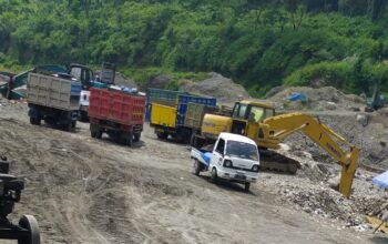 Polres Blitar Kota dan Penegak Perda Kabupaten Blitar Terkesan Tutup Mata, Aktivitas Tambang Pasir Liar Di Blitar Semakin Menggila Rusak Alam.