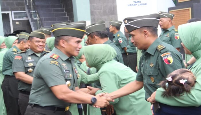 Dandim 0808/Blitar Pimpin Korps Raport Kenaikan Pangkat