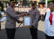 Kapolres Kediri Kota Berikan Penghargaan Kepada Personel Yang Berpretasi