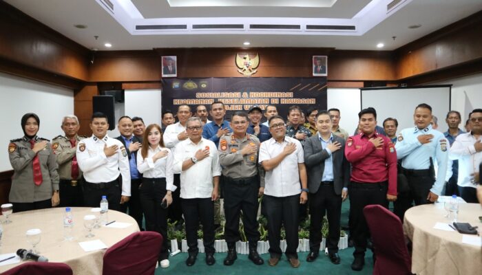 DITPAMOBVIT POLDA KEPRI BERIKAN SOSIALISASI PEMBINAAN DAN KEAMANAN KEPADA ASOSIASI PARIWISATA KOTA BATAM