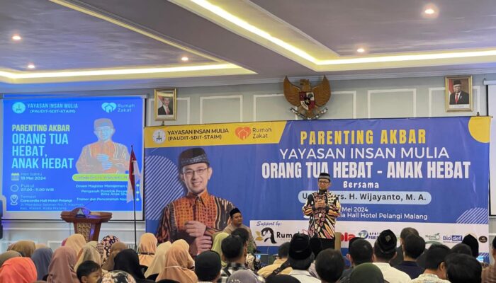 Rumah Zakat Bersama Yayasan Insan Mulia Mengadakan Parenting Akbar