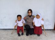 Peduli Kaum Difabel, Polwan Polres Ponorogo Berikan Perhatian Khusus Pelajar Penyandang Disabilitas