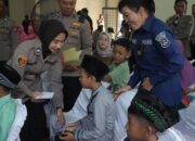 Sambut Hari Bhayangkara ke – 78, Polwan Polres Mojokerto Gelar Bakti Kesehatan