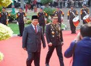 Menhan Prabowo Subianto Terima Penghargaan Tanda Kehormatan Bintang Bhayangkara Utama Polri 4 IMG 20240620 WA0084