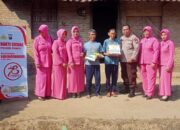 Bakti Sosial, Polsek Puncu dan Bhayangkari Salurkan Paket Sembako