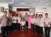 Bentuk Kepedulian, Kapolres Kediri Anjangsana ke Rumah Anggota dan Purnawirawan Polri yang Sakit