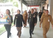 Kapolres Mojokerto Beri Kado untuk 3 Bayi Lahir di Hari Bhayangkara ke – 78