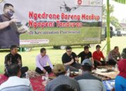 Tarik Minat Petani Milenial, Mas Dhito Beri Bantuan 5 Drone
