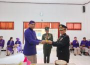 Hadiri Upacara HUT RI Ke 79 di Halaman Kantor Kecamatan Mojoroto, Ini Pesan Kapolsek Kompol Mukhlason