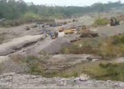 Galian Pasir Mekanik gunakan Alat berat Blitar, hampir tak tersentuh Hukum