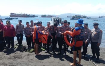 Tingkatkan Kemampuan Personel, Polresta Banyuwangi Gelar Latihan Fungsi Tehnis Satpolairud 15 Tingkatkan Kemampuan Personel, Polresta Banyuwangi Gelar Latihan Fungsi Tehnis Satpolairud