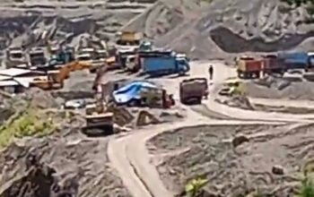 Semakin Mengeliat liat Tambang Galian C di Wilayah Kali Bladak Blitar Diduga Ilegal Hingga Saat ini Tetap Beroprasi Dan Kebal Hukum 3 IMG 20241017 13583651