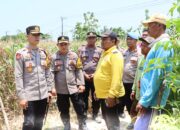 Dukung Asta Cita Polres Tuban Beri Bantuan Pupuk untuk Petani Jagung di Tambakboyo