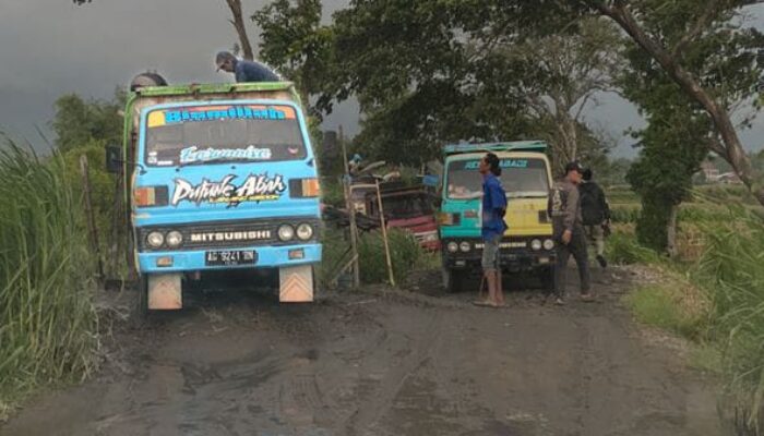 Tindak Tegas Penambang Galian C Liar Di Desa Juwet Kecamatan Kunjang Kabupaten Kediri