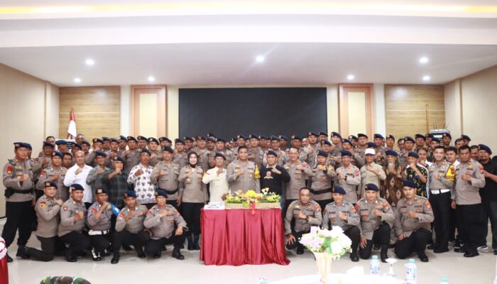 Polres Kediri Menggelar Tasyakuran Dalam Rangka Peringatan HUT Brimob Yang ke-79.