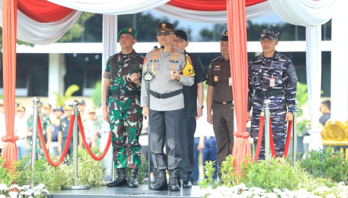 Kapolda Jatim Pimpin Apel Gelar Pasukan Operasi Terpusat Lilin Semeru 2024