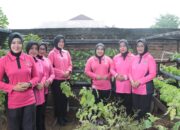 Polres Nganjuk dan Bhayangkari Tanam Pohon Alpukat, Panen Sayur dan Ikan untuk Warga