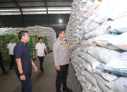 Kapolres Kediri Tinjau Gudang Bulog, Pastikan Stok Beras Aman Selama Ramadan