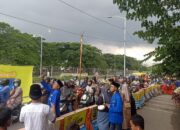 Ramadhan Berkah, Polres Pelabuhan Tanjungperak Gandeng PMII Berbagi Takjil di Suramadu