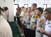 3 Polisi Gugur Tugas di Lampung, Polres Kediri Gelar Shalat Ghaib