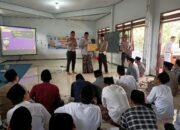 Coaching Clinic di Ponpes, Polres Kediri Kota Edukasi Keselamatan Berlalu Lintas