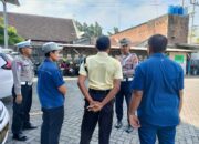 Satlantas Polres Kediri Kota Himbau Pengemudi Barang di PT Sinar Niaga Sejahtera