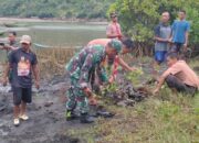 Babinsa Desa Wates, Pramuka Dan Warga Bersatu Lestarikan Alam Dengan Menanam Mangrove