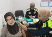 Sambut Hari Jadi Polwan ke-77, Polres Nganjuk Gelar Vaksinasi Influenza untuk Personel