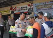 Polres Nganjuk Gelar Gerakan Pangan Murah untuk Warga Sekitar Mako