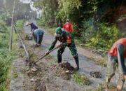 Dari Desa Jugo Babinsa Bersama Warga Kerja Bakti Wujudkan Lingkungan Bersih