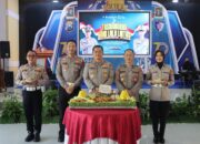 Kapolres Nganjuk Hadiahkan Umroh untuk Anggota Satlantas Berprestasi di Puncak HUT Lalu Lintas ke-70