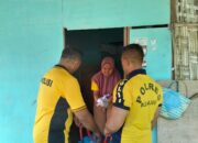 Polsek Jatikalen Bagikan Nasi Bungkus Jumat Berkah untuk Warga dan Pengguna Jalan