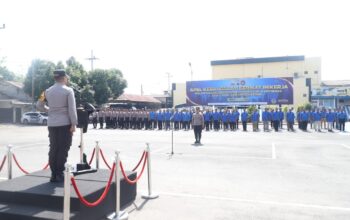 Apel Kebangsaan Serikat Pekerja di Polres Kediri, Wujud Sinergi untuk Jaga Kamtibmas 22 Apel Kebangsaan Serikat Pekerja di Polres Kediri, Wujud Sinergi untuk Jaga Kamtibmas