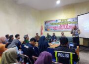 Polantas Menyapa: Satlantas Polres Nganjuk Sosialisasikan Tertib Lalu Lintas dan Ops Zebra Semeru 2025 kepada Warga Balongasem