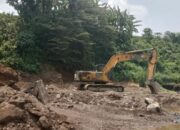 Galian C Sungai Konto Disorot: Aktivis Kediri Tuntut Penertiban.