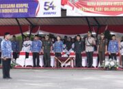 Kepala Staf Kodim 0808/Blitar Hadiri Upacara HUT KORPRI Ke-54 Dan HUT PGRI Ke 80