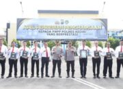 POLRES KEDIRI BERI PENGHARGAAAN KEPADA 69 PERSONEL BERPRESTASI.