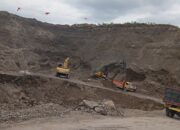 Geger! Aktivis Jatim Desak Polres Blitar Kota Kandangkan Alat Berat Tambang Ilegal.