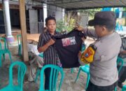 Patroli di Alas Simpenan, Polisi Kediri Sampaikan Imbauan Kamtibmas dan Bagikan Kaos 110