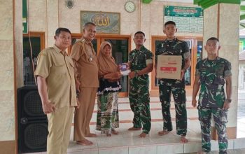 Momentum Ramadhan, Satgas TMMD ke-127 Bagikan Al Quran ke 13 Rumah Ibadah di Desa Gadungan 5 IMG 20260303 WA0070