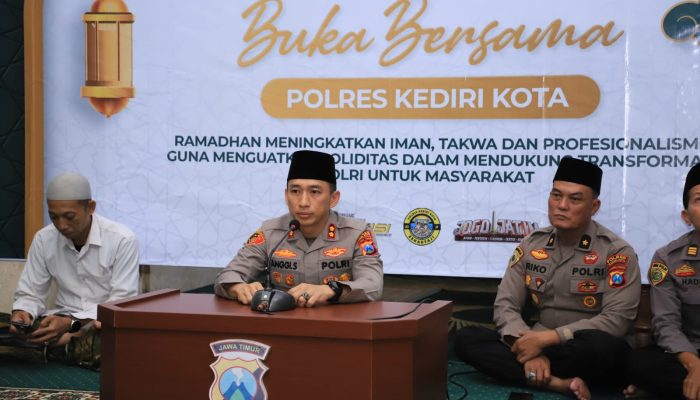 Perkuat Iman dan Kepedulian, Polres Kediri Kota Gelar Tausiah Ramadhan, buka puasa, Santunan anak yatim dan kaum duafa