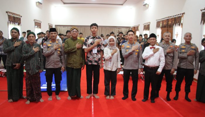 Menumbuhkan Nasionalisme Generasi Muda, Polres Kediri Kota Gelar Binlat Jati Diri Bangsa