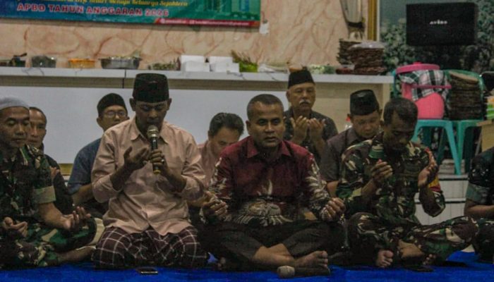 Satgas TMMD ke-127 dan Warga Gadungan Buka Puasa Bersama, Perkuat Kemanunggalan TNI-Rakyat