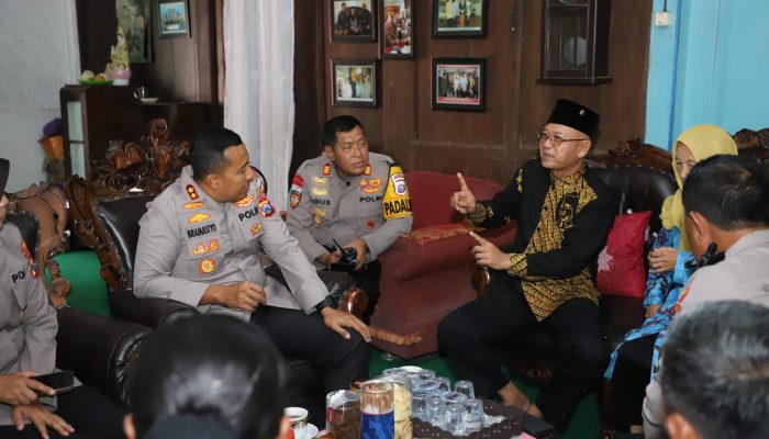 Sambung Roso di Ndalem Pojok, Polres Kediri Bingkai Silaturahmi dengan Penguatan Kebangsaan