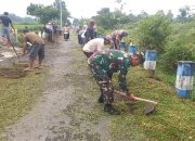 Bersihkan Bahu Jalan, Babinsa Pasirharjo Kerja Bakti Bersama Warga Demi Keindahan Lingkungan 9 IMG 20260416 WA0029