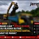 Tambang Liar ‘Kebal Hukum’ di Kali Bladak Blitar, Excavator Beroperasi Santai, Aparat Ke Mana?