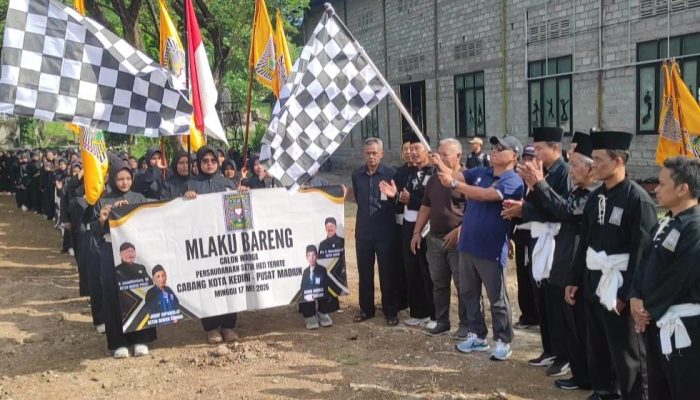 Ribuan Calon Warga PSHT Kota Kediri Pusat Madiun “Long March “Sebagai Bentuk Implementasi Ajaran