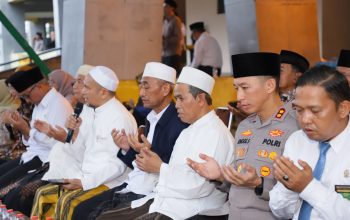 Momen Haru Pemberangkatan Haji Kota Kediri, Kapolres: Ini Bentuk Pelayanan untuk Tamu Allah